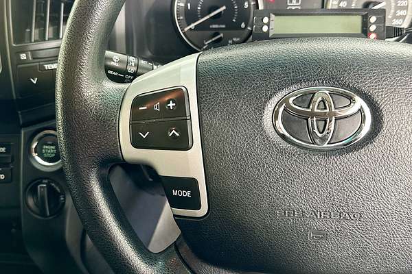 2014 Toyota LANDCRUISER GXL (4x4) VDJ200R MY13