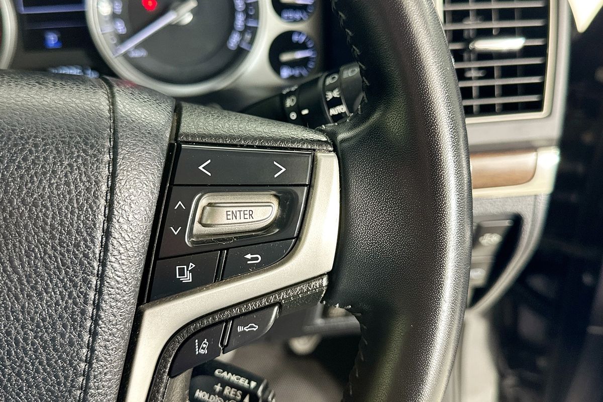 2017 Toyota LANDCRUISER SAHARA (4x4) VDJ200R MY16