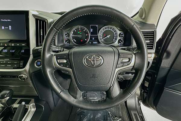 2021 Toyota LANDCRUISER VX VDJ200R