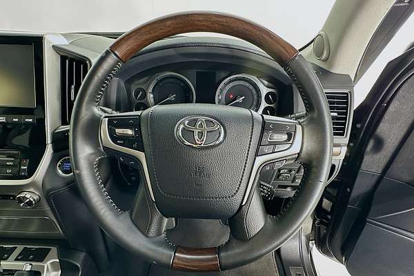 2016 Toyota LANDCRUISER SAHARA (4x4) VDJ200R MY16
