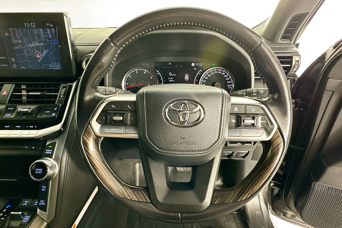 2022 Toyota Landcruiser LC300 VX (4x4) FJA300R