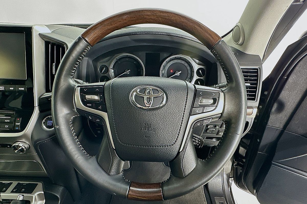 2016 Toyota LANDCRUISER SAHARA (4x4) VDJ200R MY16