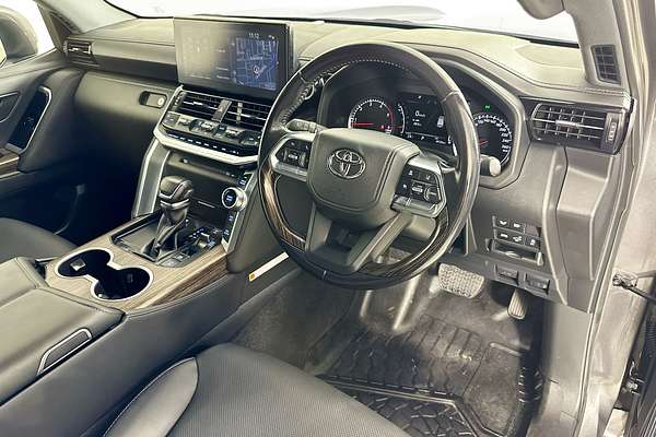 2022 Toyota Landcruiser LC300 VX (4x4) FJA300R