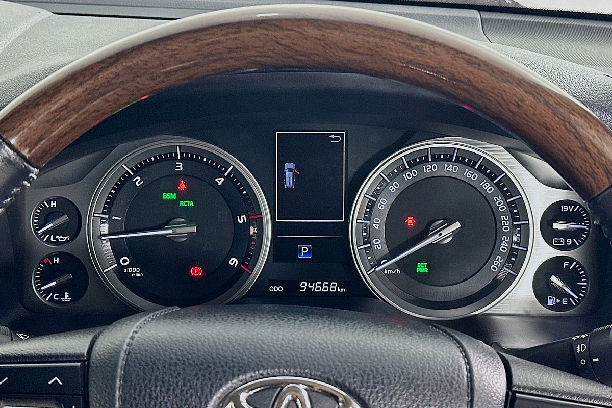 2019 Toyota Landcruiser Sahara VDJ200R
