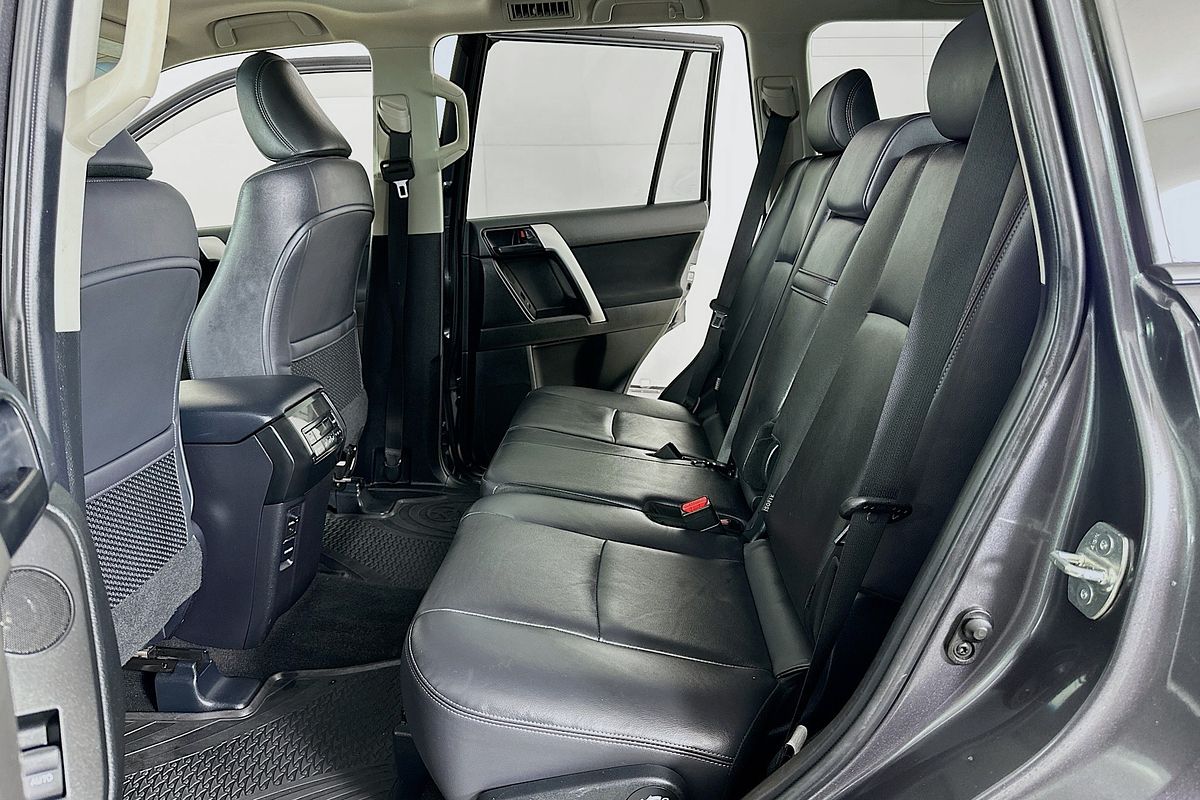 2017 Toyota Landcruiser PRADO ALTITUDE SPL EDT GDJ150R