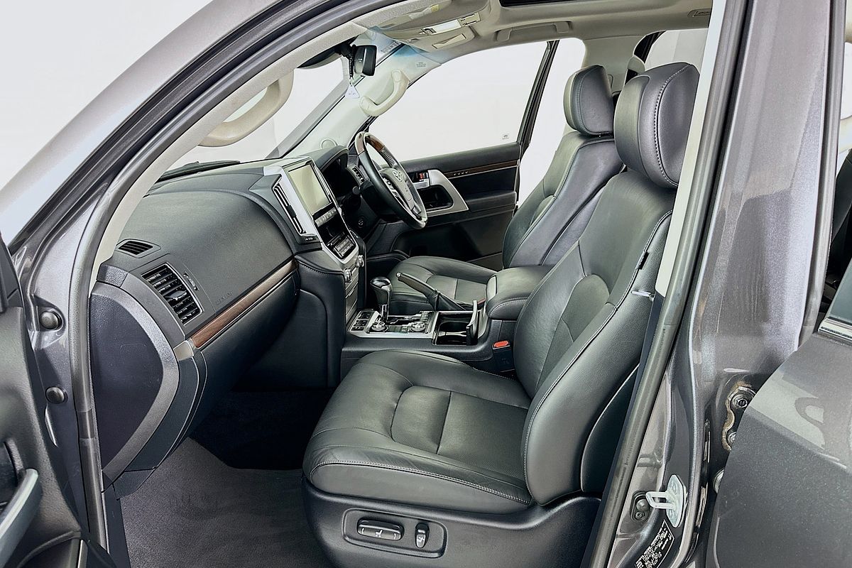 2016 Toyota LANDCRUISER SAHARA (4x4) VDJ200R MY16