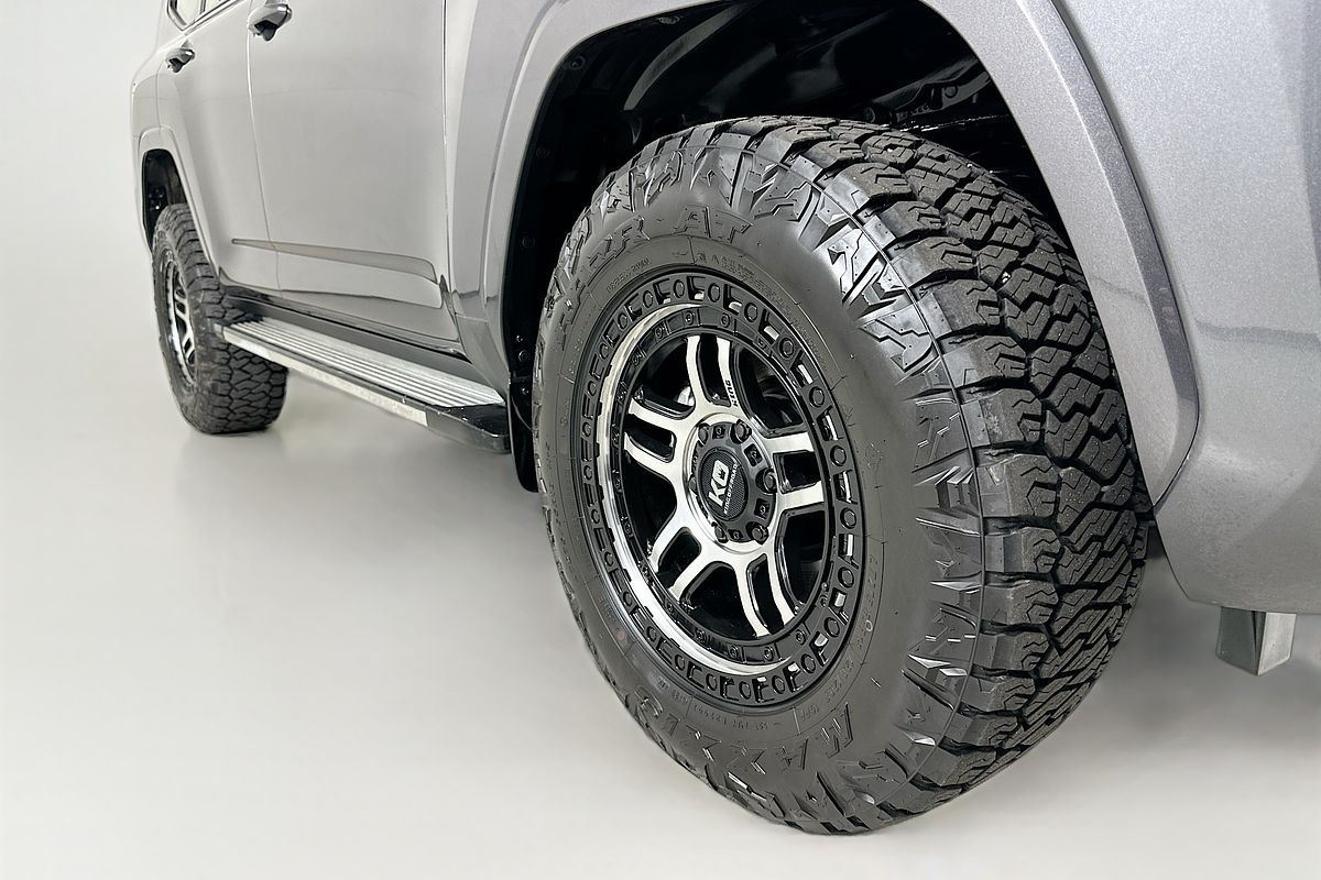 2024 Toyota Landcruiser LC300 GX (4x4) FJA300R