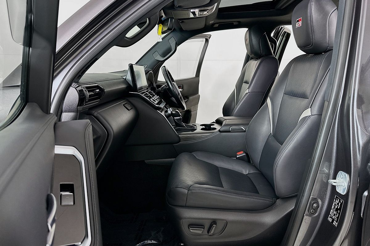 2022 Toyota Landcruiser LC300 GR-S (4x4) FJA300R