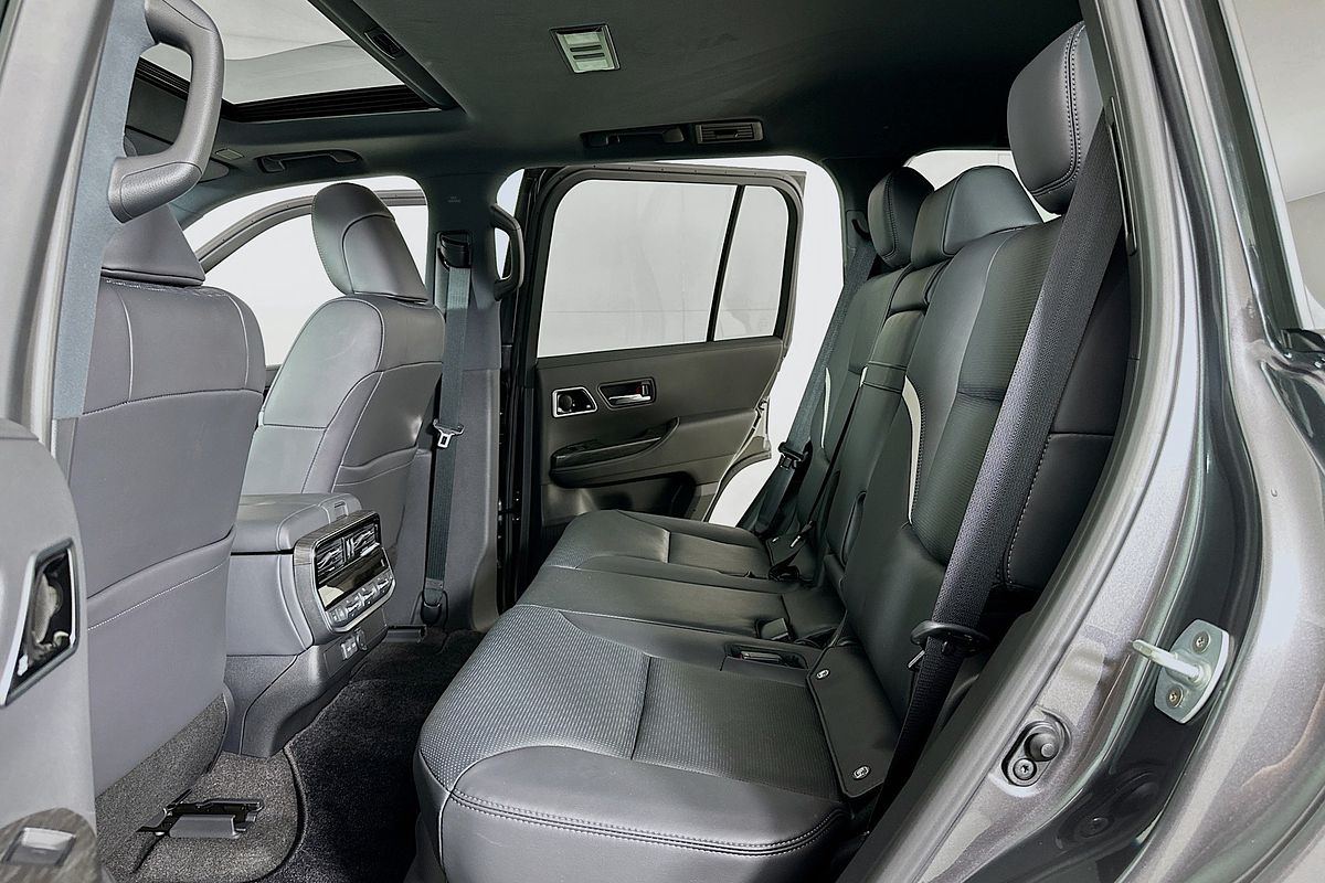2024 Toyota LANDCRUISER LC300 GR-S (4x4) FJA300R
