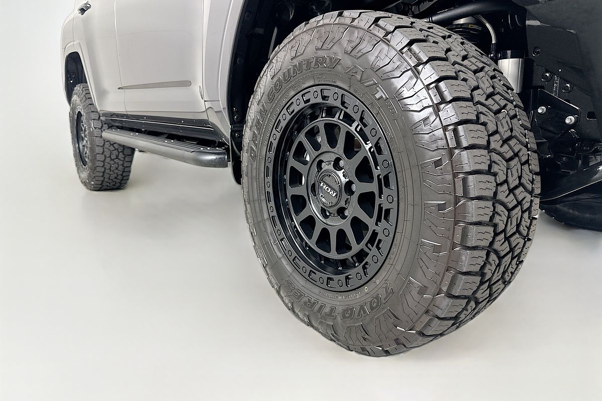 2021 Toyota LANDCRUISER LC300 VX (4x4) FJA300R