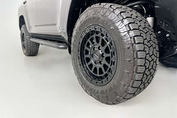 2021 Toyota LANDCRUISER LC300 VX (4x4) FJA300R