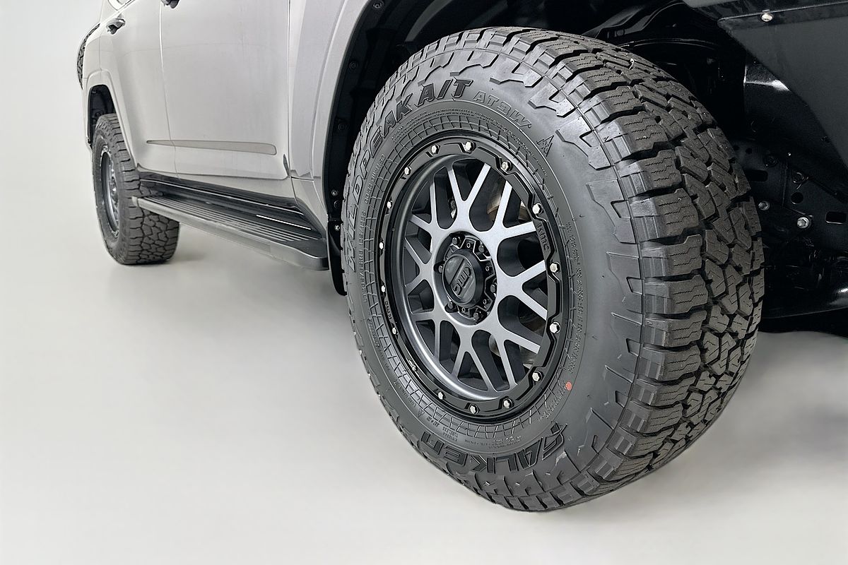 2022 Toyota Landcruiser LC300 VX (4x4) FJA300R