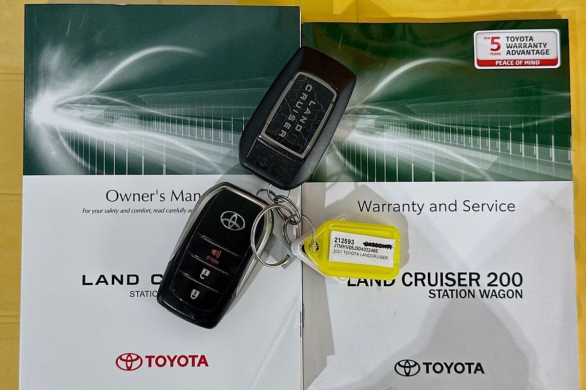 2021 Toyota LANDCRUISER VX VDJ200R