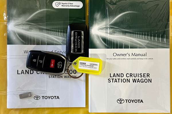 2021 Toyota LANDCRUISER LC300 VX (4x4) FJA300R