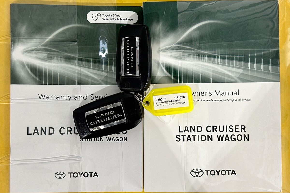 2022 Toyota Landcruiser LC300 VX (4x4) FJA300R