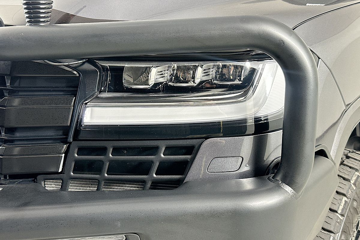 2021 Toyota LANDCRUISER LC300 VX (4x4) FJA300R