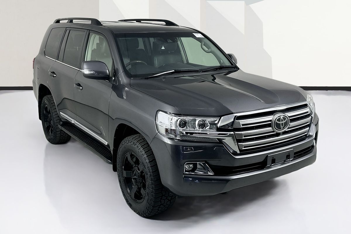 2019 Toyota Landcruiser Sahara VDJ200R