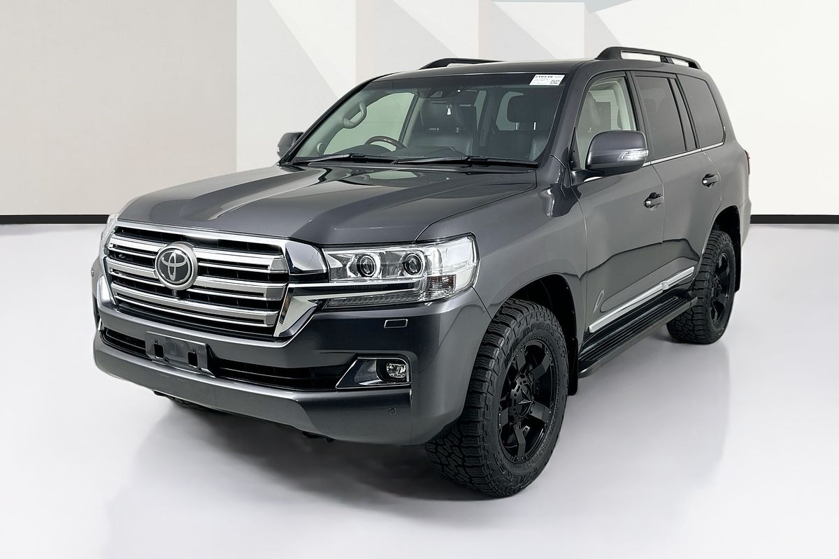 2019 Toyota Landcruiser Sahara VDJ200R