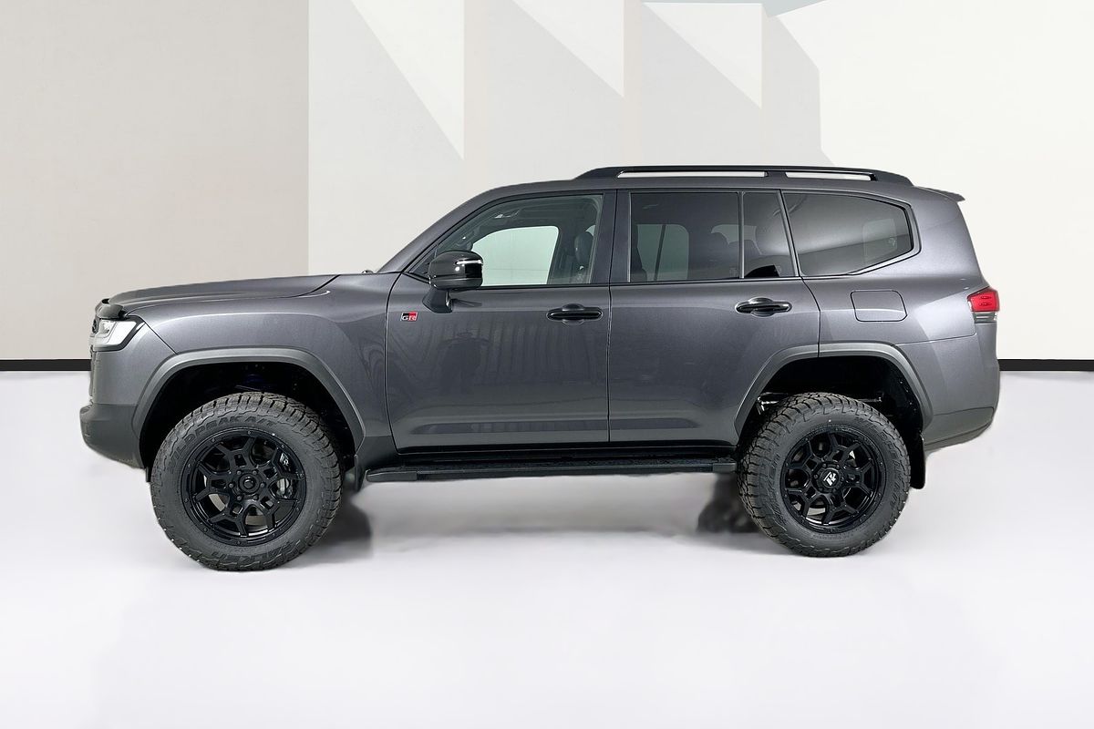 2024 Toyota LANDCRUISER LC300 GR-S (4x4) FJA300R