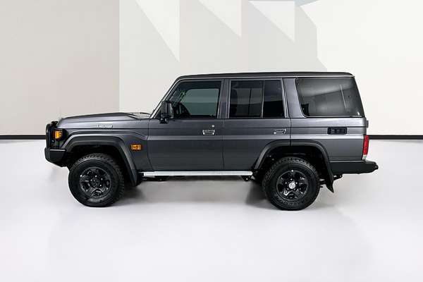 2023 Toyota LANDCRUISER 70 SERIES LC76 GXL VDJL76R