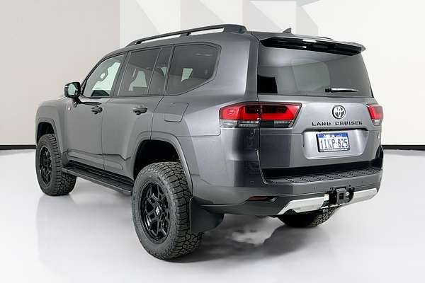 2024 Toyota LANDCRUISER LC300 GR-S (4x4) FJA300R