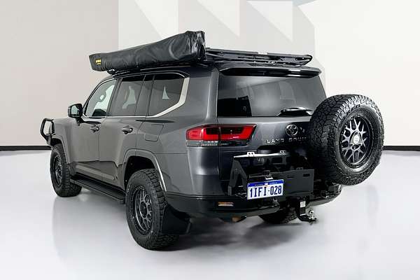 2022 Toyota Landcruiser LC300 VX (4x4) FJA300R