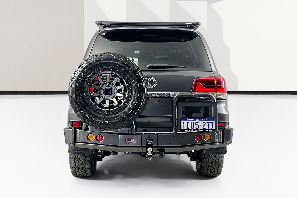 2017 Toyota LANDCRUISER SAHARA (4x4) VDJ200R MY16