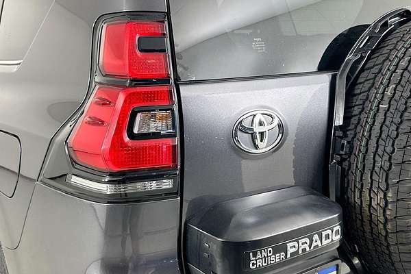 2018 Toyota Landcruiser PRADO KAKADU (4x4) GDJ150R