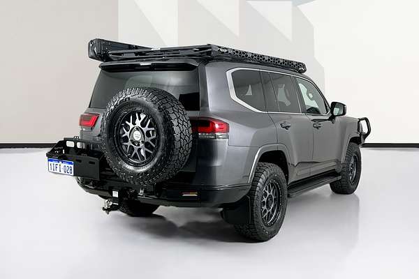 2022 Toyota Landcruiser LC300 VX (4x4) FJA300R