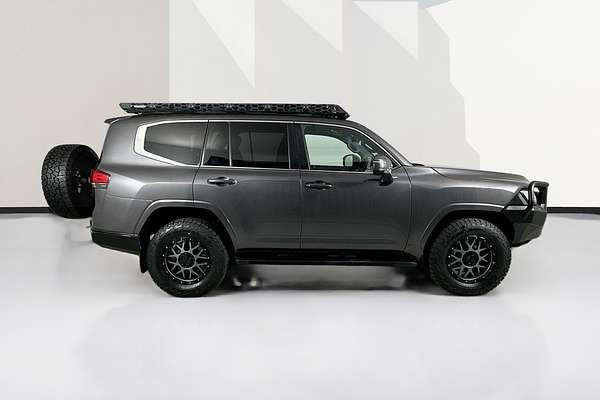 2022 Toyota Landcruiser LC300 VX (4x4) FJA300R