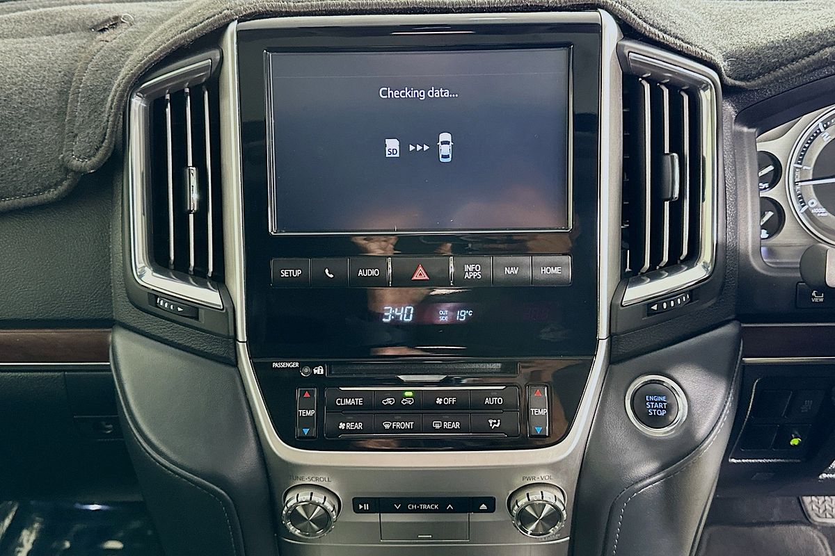 2019 Toyota LANDCRUISER LC200 VX (4x4) VDJ200R
