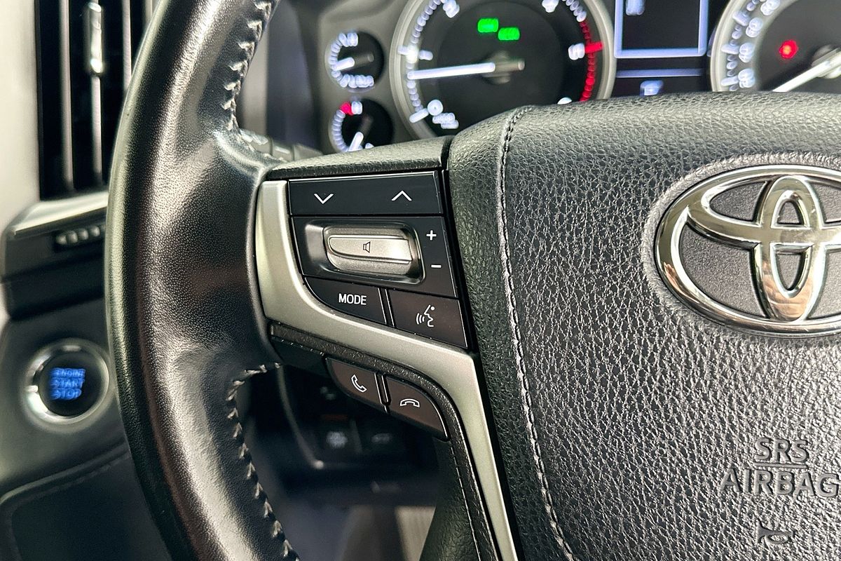 2019 Toyota LANDCRUISER LC200 SAHARA (4x4) VDJ200R