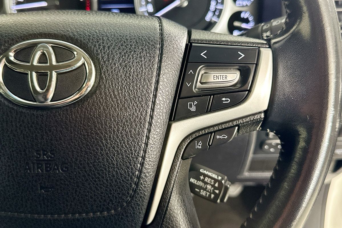 2019 Toyota LANDCRUISER LC200 SAHARA (4x4) VDJ200R
