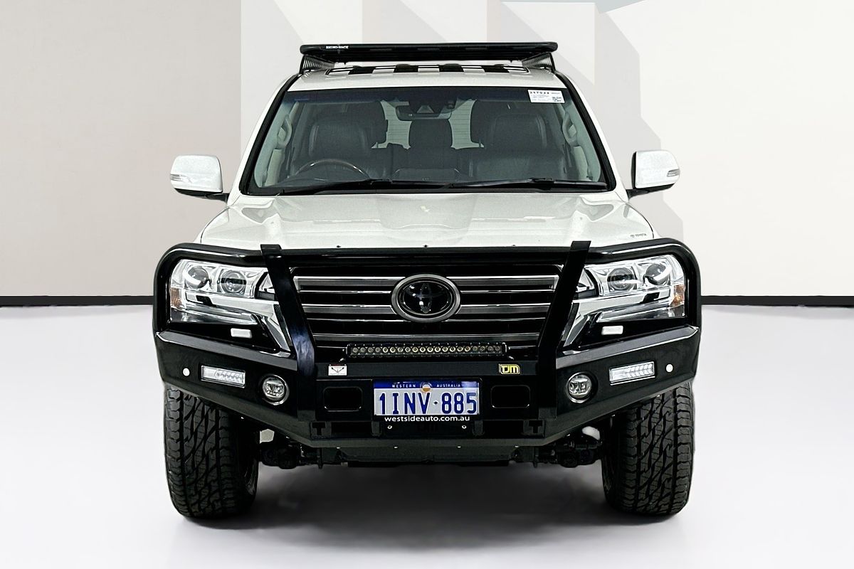 2019 Toyota LANDCRUISER LC200 SAHARA (4x4) VDJ200R