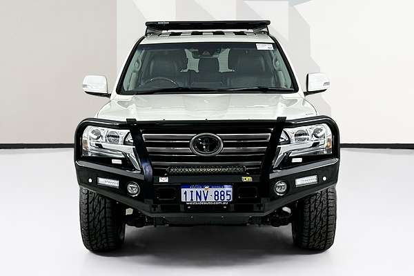 2019 Toyota LANDCRUISER LC200 SAHARA (4x4) VDJ200R