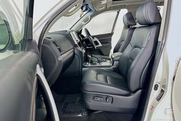 2018 Toyota LANDCRUISER LC200 VX (4x4) VDJ200R