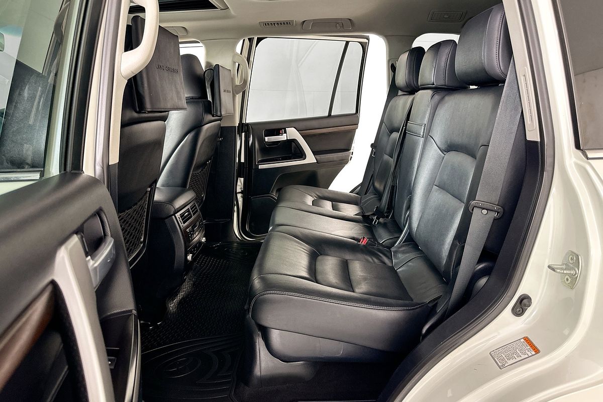 2019 Toyota LANDCRUISER LC200 SAHARA (4x4) VDJ200R