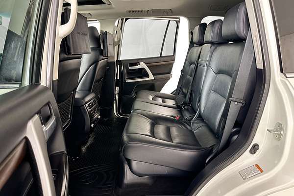 2019 Toyota LANDCRUISER LC200 SAHARA (4x4) VDJ200R