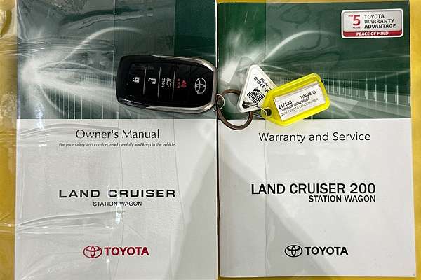 2019 Toyota LANDCRUISER LC200 SAHARA (4x4) VDJ200R