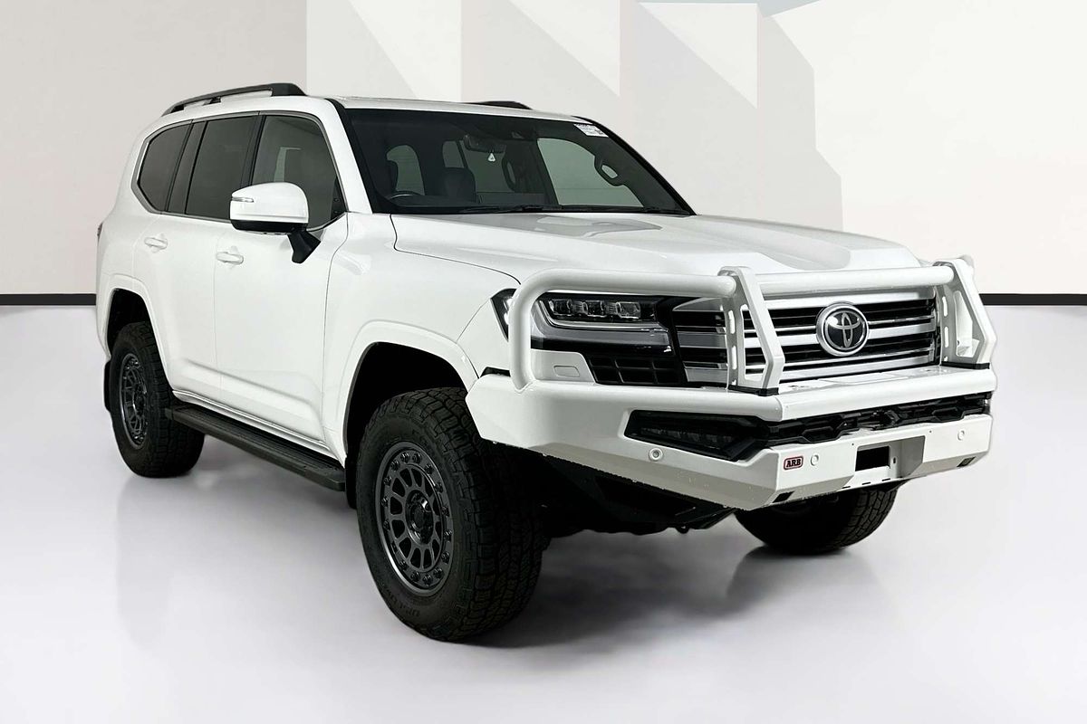 2023 Toyota LANDCRUISER VX FJA300R
