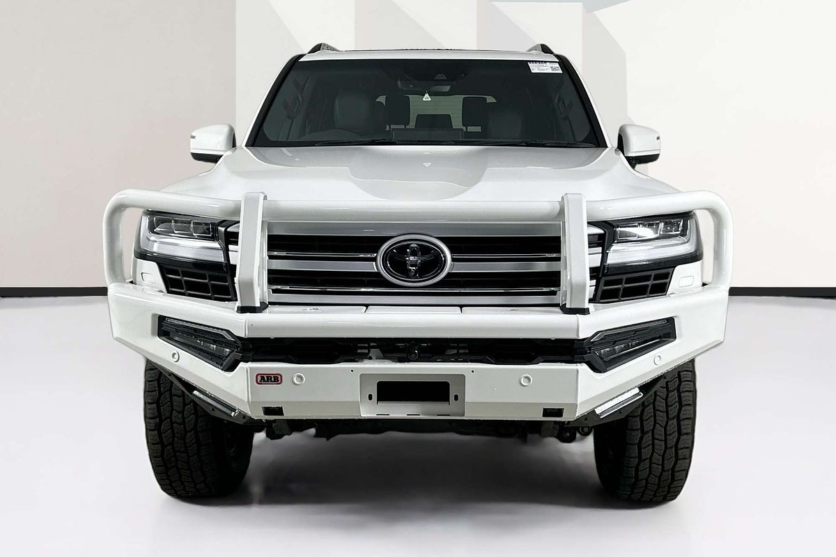 2023 Toyota LANDCRUISER VX FJA300R
