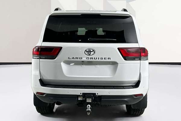 2023 Toyota LANDCRUISER VX FJA300R