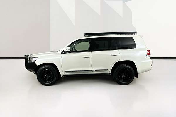 2019 Toyota LANDCRUISER LC200 SAHARA (4x4) VDJ200R