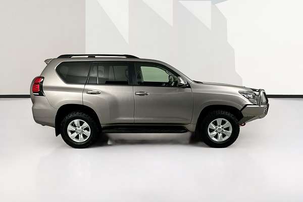 2021 Toyota LANDCRUISER PRADO GXL PREMIUM INTERIOR GDJ150R