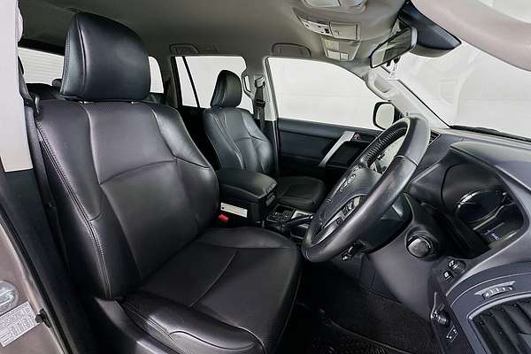 2021 Toyota LANDCRUISER PRADO GXL PREMIUM INTERIOR GDJ150R