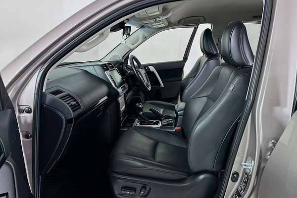2021 Toyota LANDCRUISER PRADO GXL PREMIUM INTERIOR GDJ150R