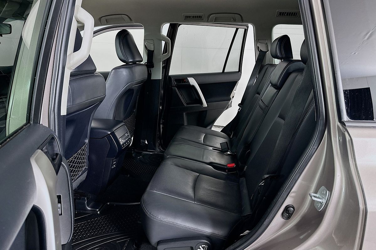 2021 Toyota LANDCRUISER PRADO GXL PREMIUM INTERIOR GDJ150R