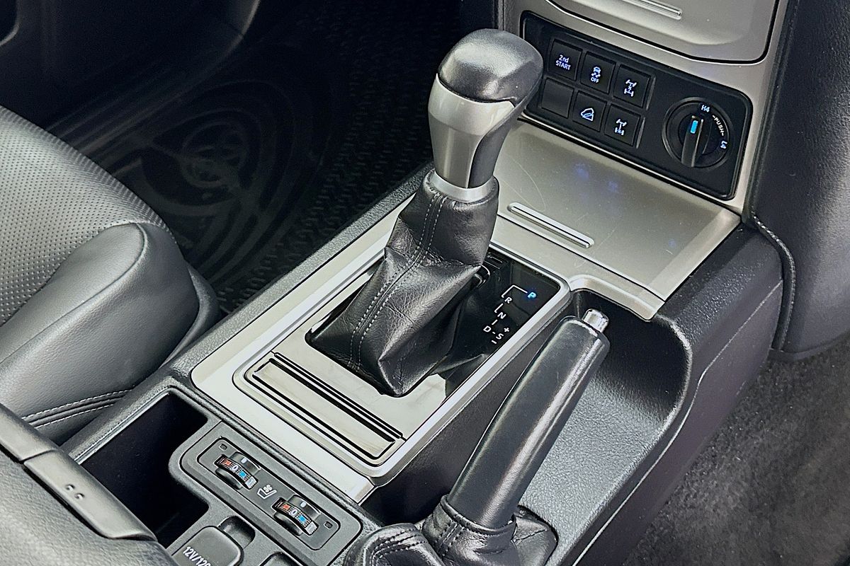 2021 Toyota LANDCRUISER PRADO GXL PREMIUM INTERIOR GDJ150R