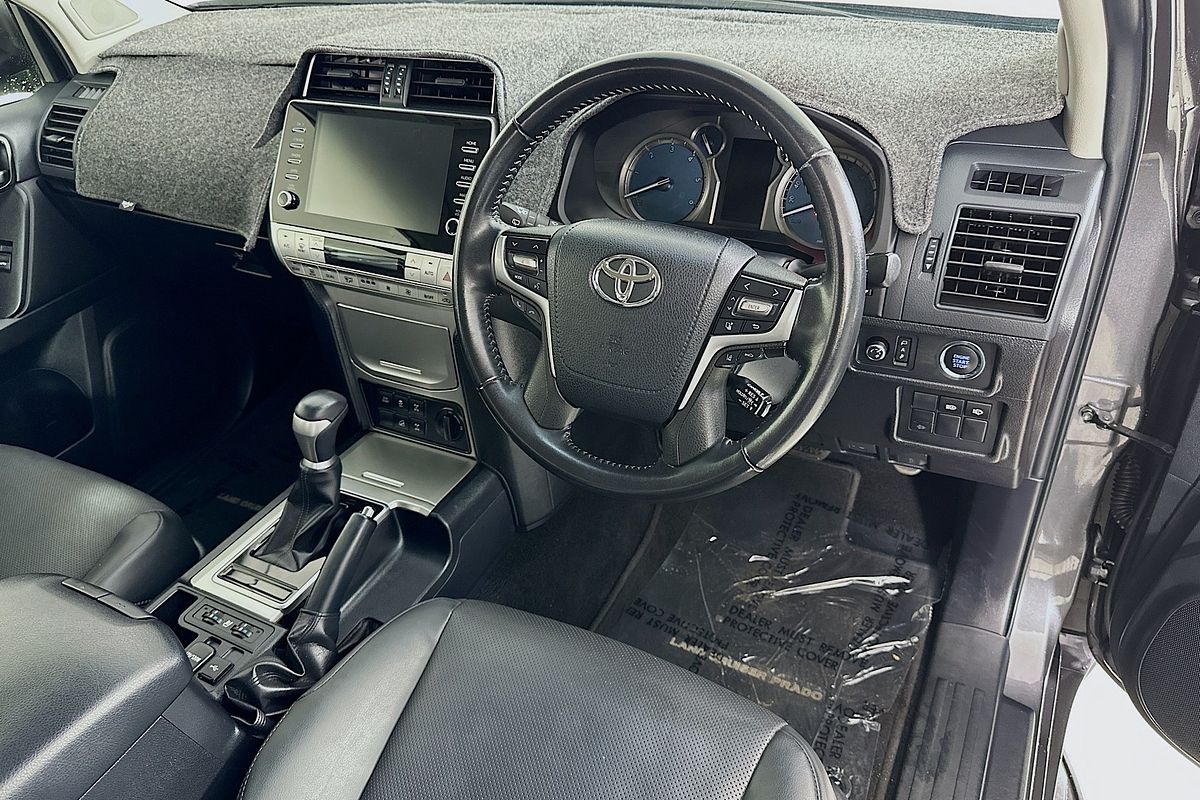 2022 Toyota LANDCRUISER PRADO GXL PREMIUM INTERIOR GDJ150R