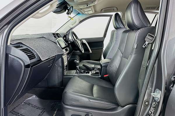 2022 Toyota LANDCRUISER PRADO GXL PREMIUM INTERIOR GDJ150R